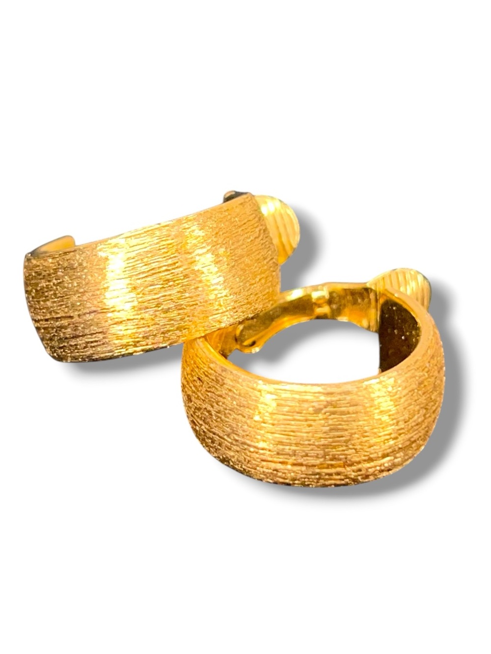 Vintage 1980s Gold Tone Textured Wide Hoop Earrings Clip On Retro Quiet Luxury